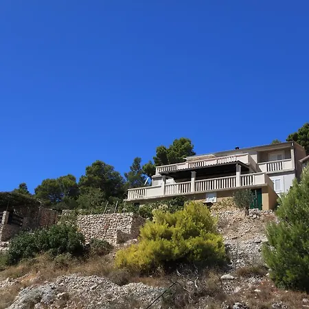 Apartment Robinson Tanika Milna (Brac)
